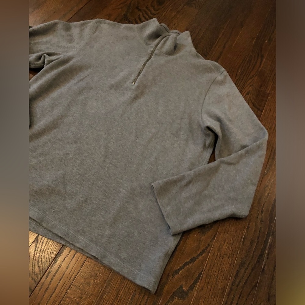 Banana Republic Men’s L Dark Gray High-Collar 1/4 Zip Long-Sleeve Sweater - EUC! - Picture 3 of 10